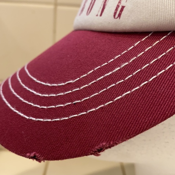 Billabong baseball style hat distressed in good - Picture 5 of 9